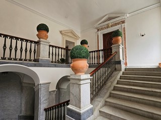 Appartamento in Vendita a Scicli, zona PIAZZA ITALIA, 300 m²