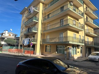 Quadrilocale in Vendita a Modica, zona SORDA QUARTIERE, 160'000€, 90 m²