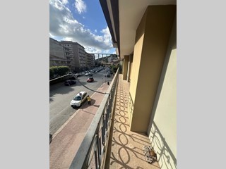 Appartamento in Vendita a Modica, zona MODICA BASSA, 105'000€, 150 m²
