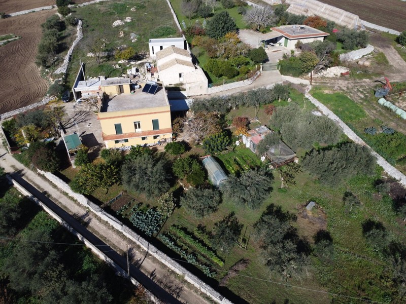 Villa in Vendita a Modica, zona CAMPAGNA, 195'000€, 280 m²