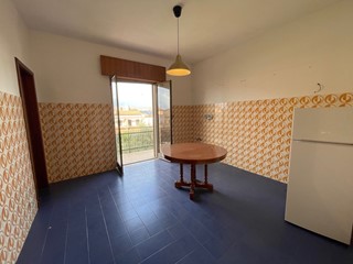 Appartamento in Vendita a Modica, zona SORDA QUARTIERE, 127'000€, 145 m², con Box