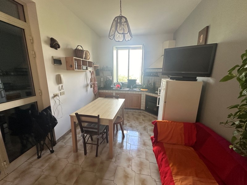 Quadrilocale in Vendita a Modica, zona CAMPAGNA, 70'000€, 52 m²