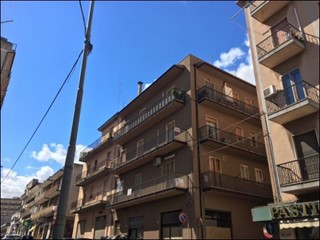 Appartamento in Vendita a Modica, zona SORDA QUARTIERE, 129'000€, 160 m², con Box
