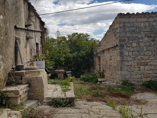 Trilocale in Vendita a Ragusa, zona CAMPAGNA, 90'000&euro;, 150 m²