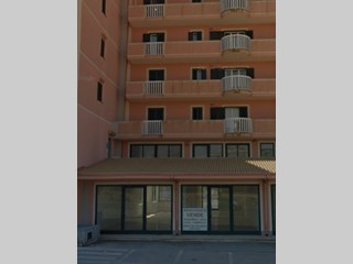 Immobile commerciale in Vendita a Modica, 380'000€, 231 m²