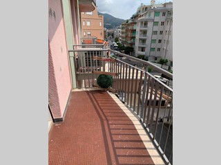 Bilocale in Vendita a Alassio, 370'000€, 45 m², arredato