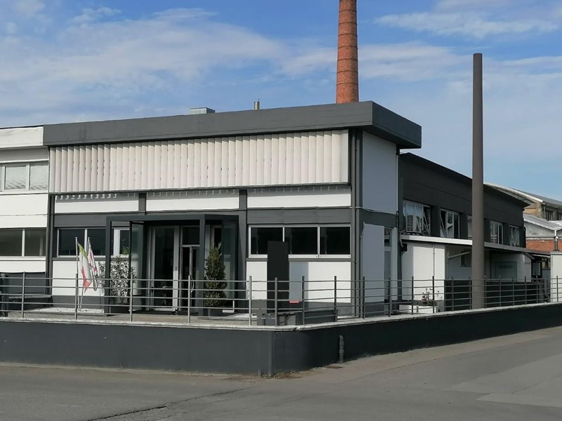 Capannone in Vendita a San Miniato, zona San Miniato Basso, 480'000€, 500 m²