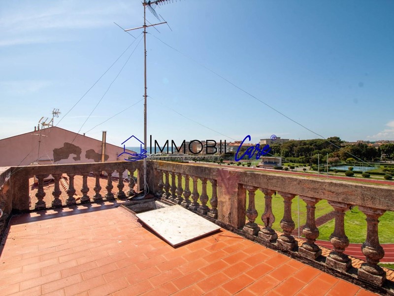 Appartamento in Vendita a Livorno, 455'000€, 210 m²