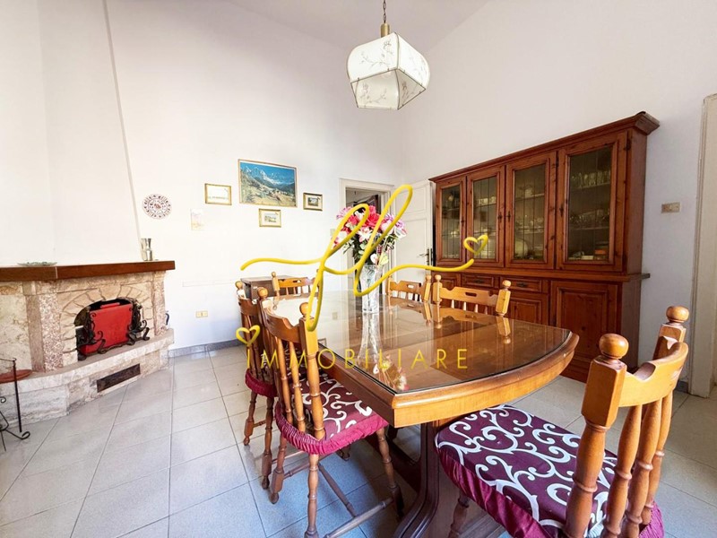 Appartamento in Vendita a Cecina, 185'000€, 125 m²