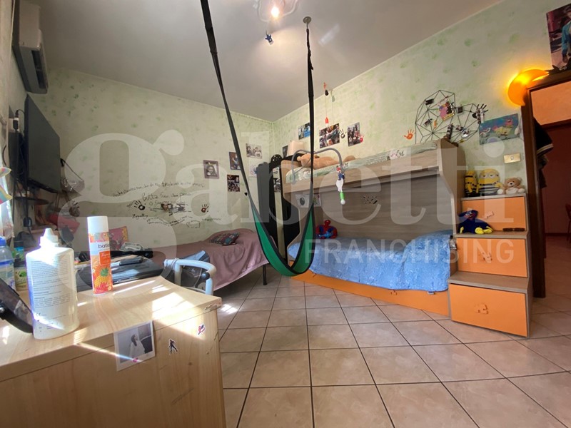 Quadrilocale in Vendita a Alto Reno Terme, 70'000€, 76 m²