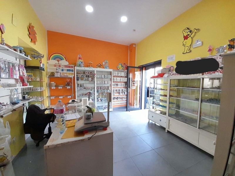 Negozio in Vendita a Caivano, 55'000€, 46 m²