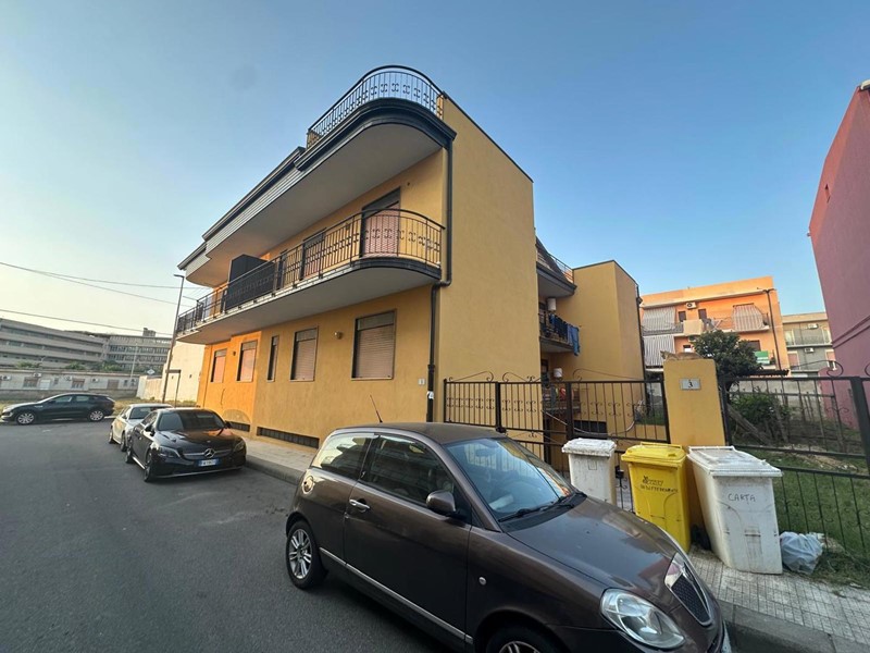 Trilocale in Vendita a Milazzo, 75'000€, 59 m²