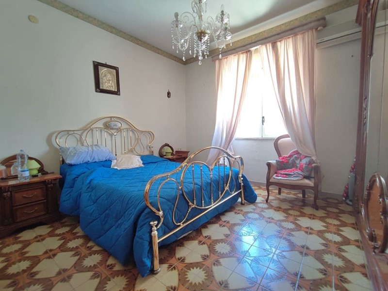 Appartamento in Vendita a Palermo, 130'000€, 150 m²