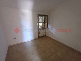 Casa Indipendente in Vendita a Ceprano, 80'000€, 185 m²