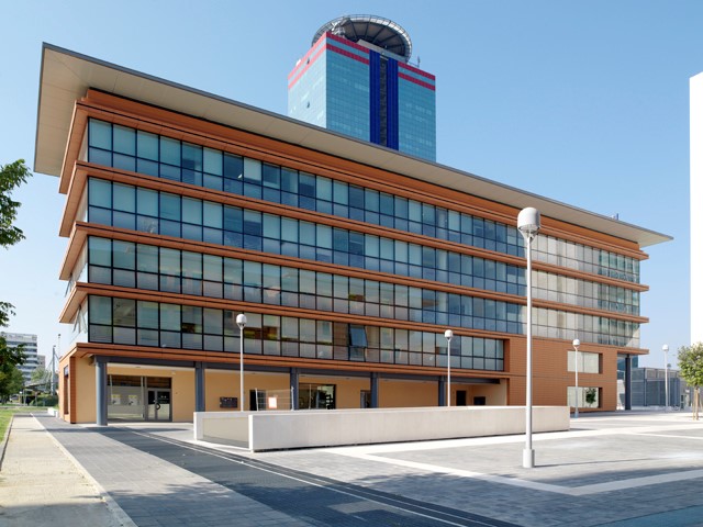 Immobile commerciale in Vendita a Brescia, zona Brescia Due, 87 m²