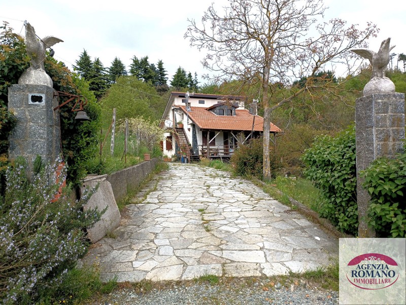 Casa Indipendente in Vendita a Ponzone, 98'000€, 137 m², con Box