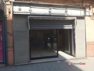 Negozio in Affitto a Messina, 800€, 100 m²