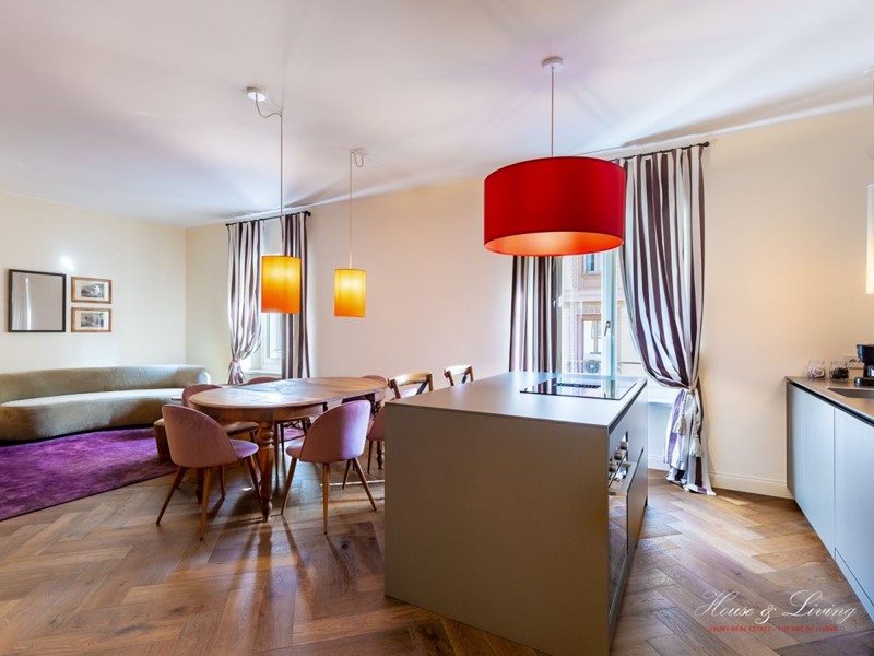 Trilocale in Affitto a Torino, 2'700€, 85 m²