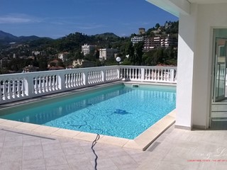 Attico in Vendita a Bordighera, 2'000'000€, 380 m²