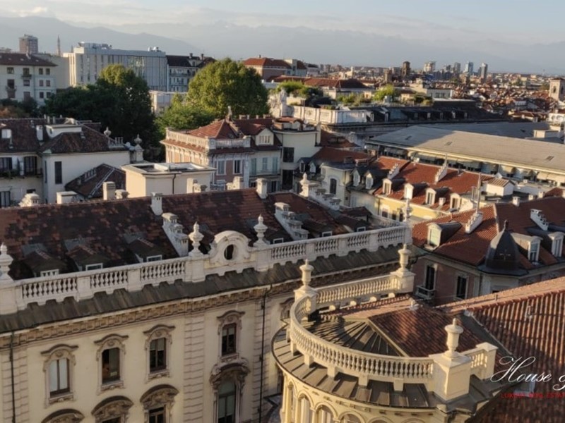 Bilocale in Affitto a Torino, 850€, 60 m²