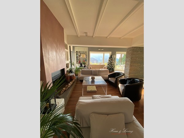 Villa in Vendita a Torino, 1'250'000€, 390 m²