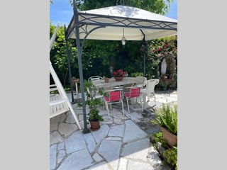 Casa Semi Indipendente in Vendita a Carrara, 220'000€, 135 m²