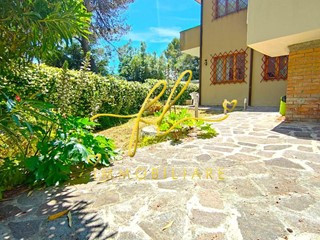 Quadrilocale in Vendita a Rosignano Marittimo, zona Castiglioncello, 250'000€, 96 m²