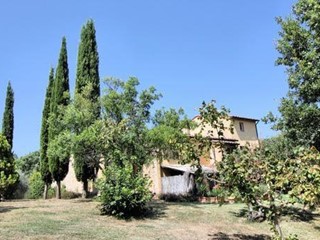 Casale in Vendita a Casciana Terme Lari, zona Casciana Terme, 850'000€, 400 m²