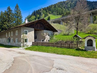 Casale in Vendita a Brennero, 790 m²