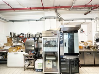 Attività commerciale in Vendita a Civita Castellana, 149'000€, 175 m²