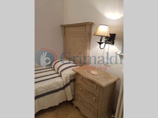 Trilocale in Affitto a Perugia, 700€, 80 m², arredato