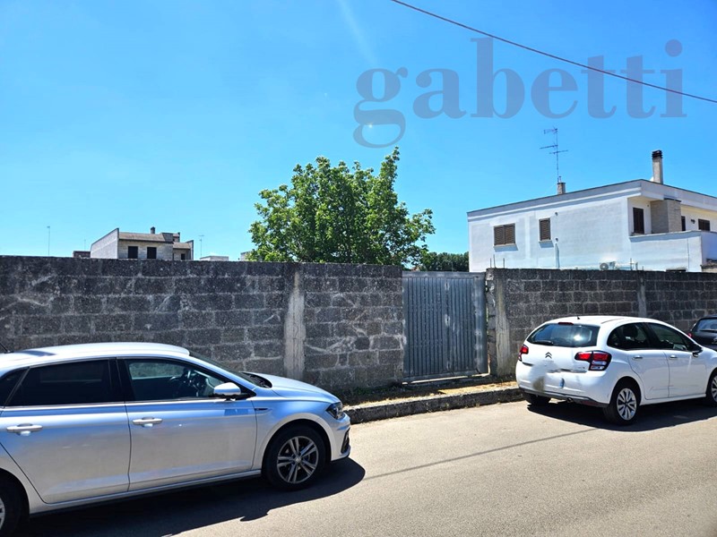 Terreno edificabile in Vendita a Copertino, 53'000€, 450 m²