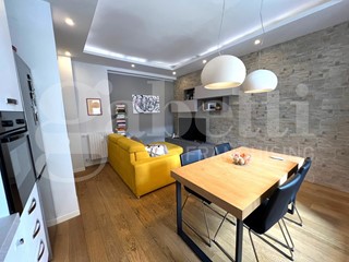 Bilocale in Vendita a Milano, 350'000€, 59 m²