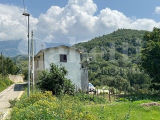 Casa Indipendente in Vendita a Fiumefreddo Bruzio, 80'000€, 94 m²