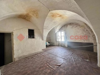 Casa Indipendente in Vendita a Roccaforzata, 48'000€, 160 m²
