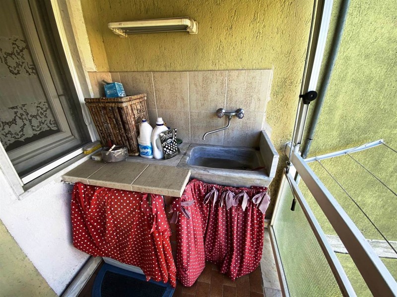 Trilocale in Vendita a Castelnuovo Magra, 138'000€, 70 m², arredato