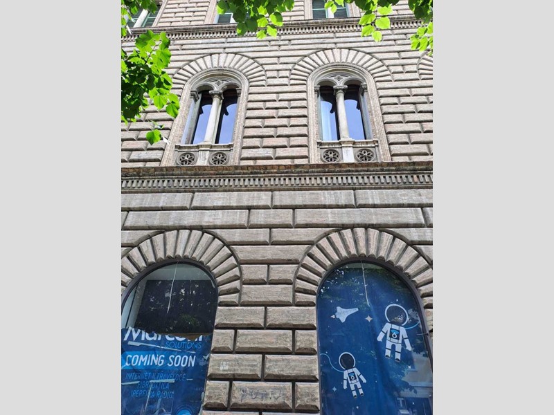 Ufficio in Vendita a Pescara, 300 m²