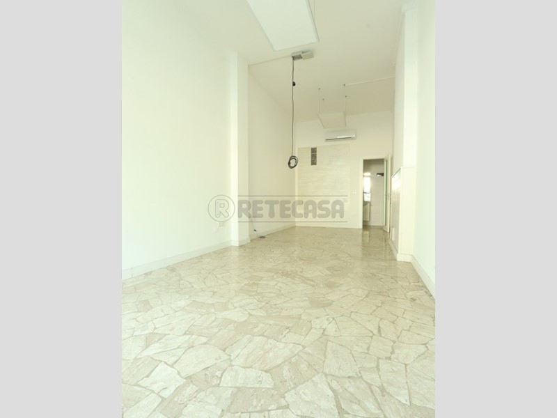 Immobile commerciale in Affitto a Montegalda, 350€, 32 m²