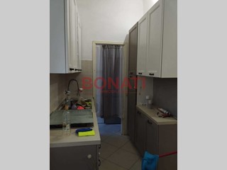 Trilocale in Vendita a Vezzano Ligure, zona Prati, 105'000€, 69 m², arredato