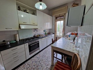 Casa Indipendente in Vendita a Cremona, 110'000€, 125 m², con Box
