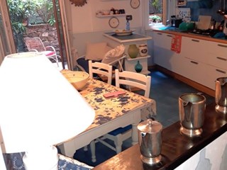 Appartamento in Affitto a Rapallo, zona PORTO CARLO RIVA, 1'000&euro;, 65 m², arredato