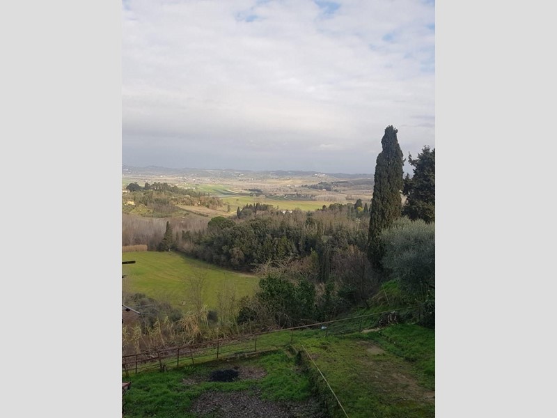 Appartamento in Vendita a Peccioli, 59'000€, 86 m²