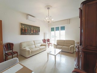 Appartamento in Vendita a Massa, 263'000&euro;, 115 m²