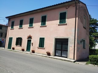 Casa Indipendente in Vendita a Capannoli, 155'000€, 230 m², con Box