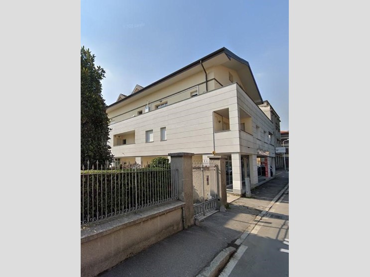 Negozio in Vendita a Giussano, 28'913€, 60 m²