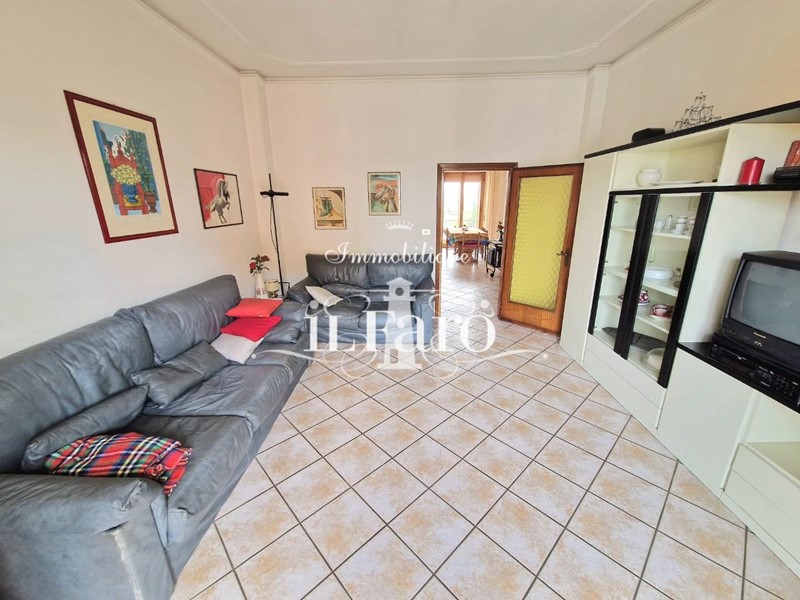 Quadrilocale in Vendita a Campi Bisenzio, zona San Piero a Ponti, 269'000€, 110 m², con Box