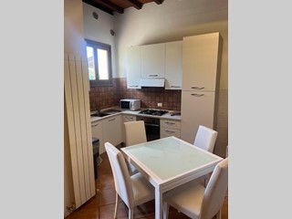 Trilocale in Vendita a Cascina, 160'000€, 65 m², arredato