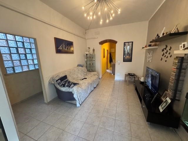 Quadrilocale in Vendita a Livorno, 123'000€, 101 m², arredato
