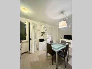 Trilocale in Vendita a Pisa, zona Marina di Pisa, 240'000€, 70 m², arredato