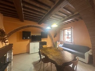Casa Indipendente in Vendita a Cascina, zona San Frediano a Settimo, 145'000€, 80 m², arredato